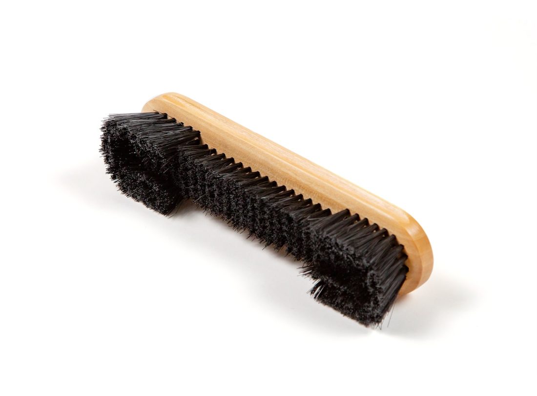 Brosse pour tapis de billard